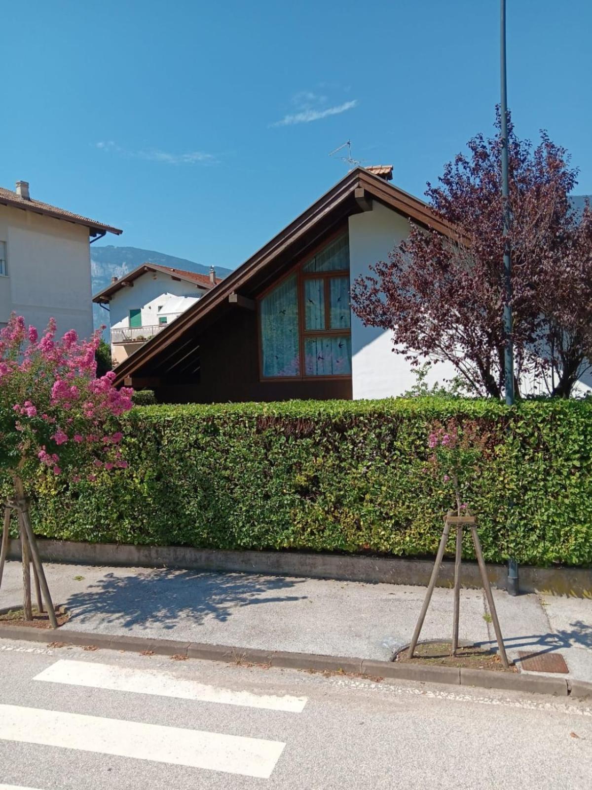 Casa Sally San Michele allʼAdige Buitenkant foto