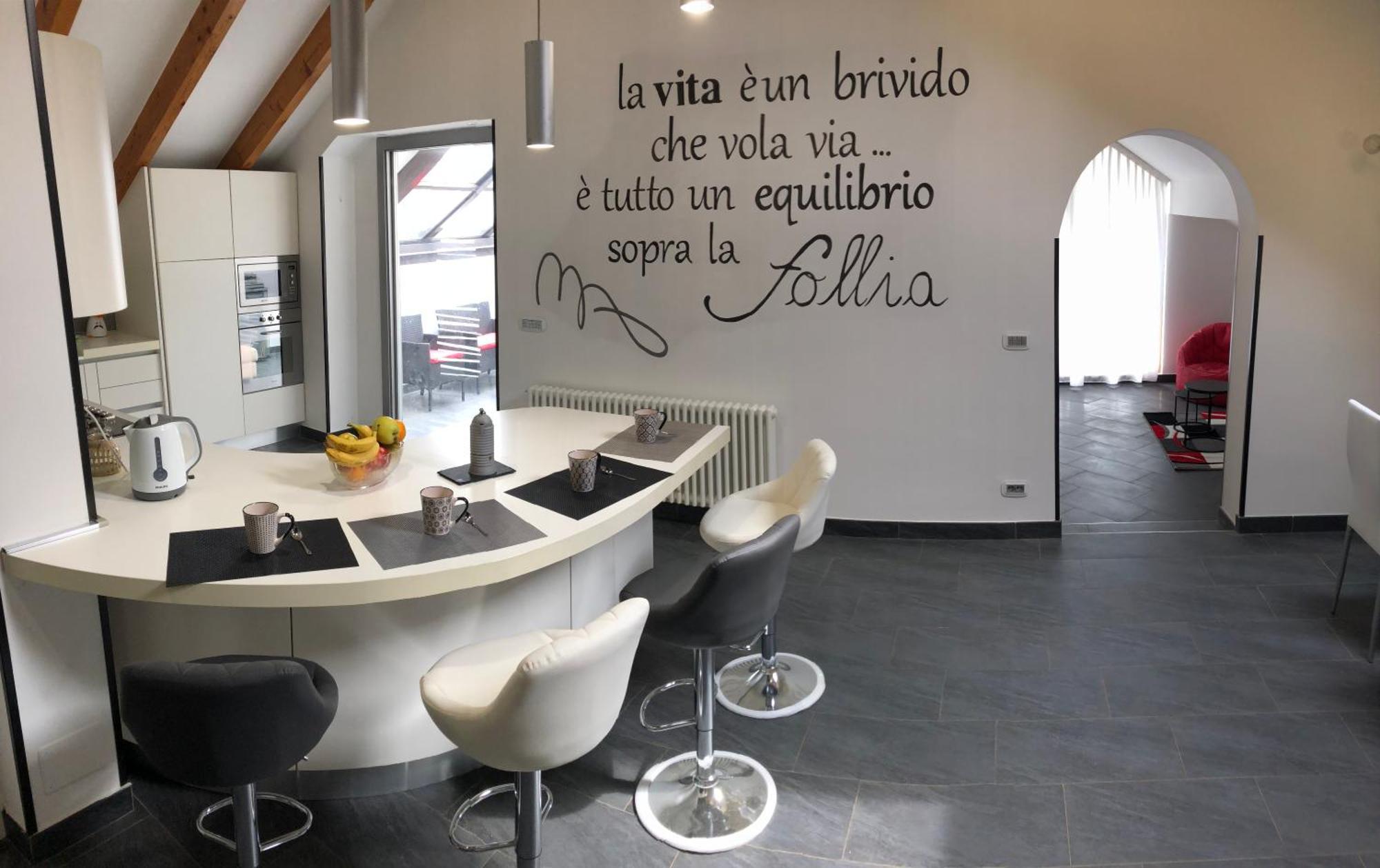 Casa Sally San Michele allʼAdige Buitenkant foto